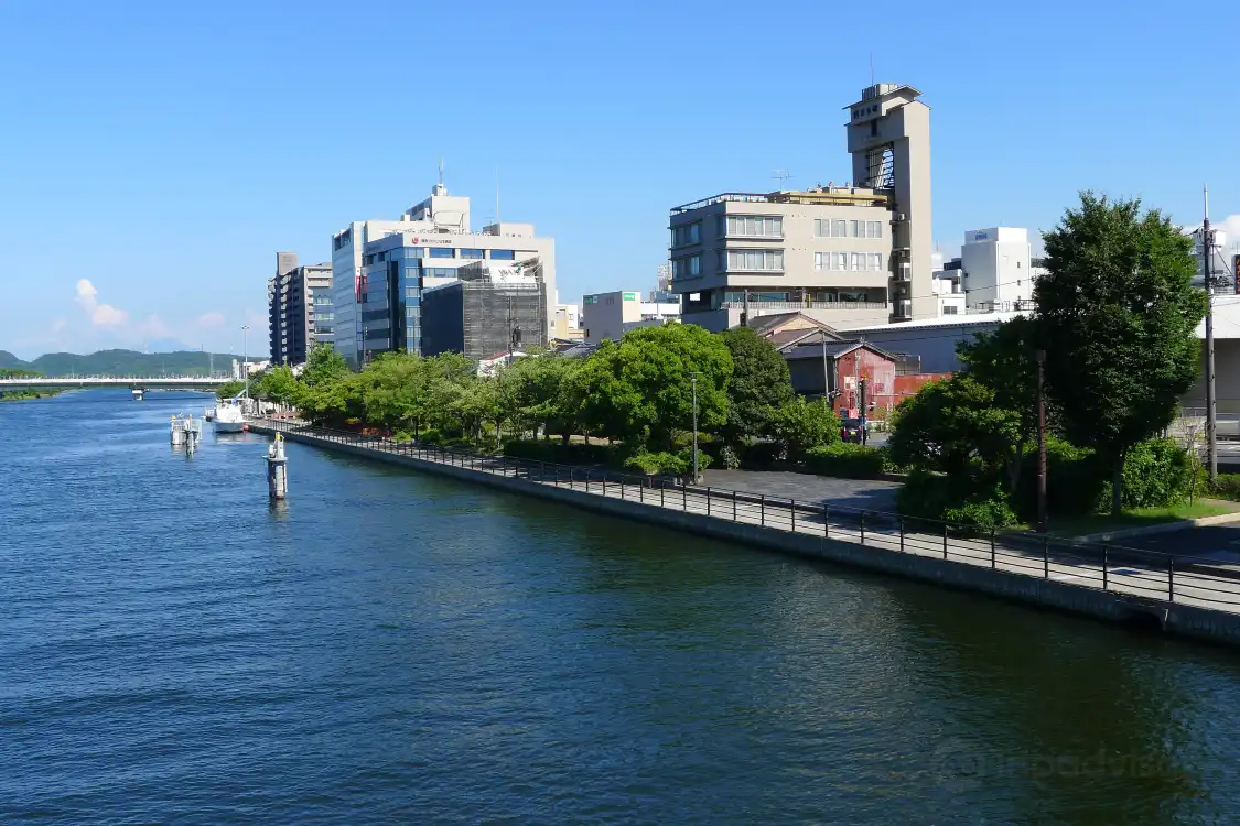 Hotels near Eshima Ohashi Bridge
