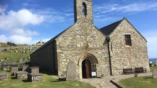 Eglwys Hywyn Sant - St Hywyn's Church