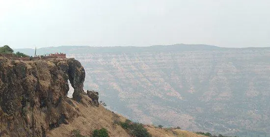 Elphinstone Point