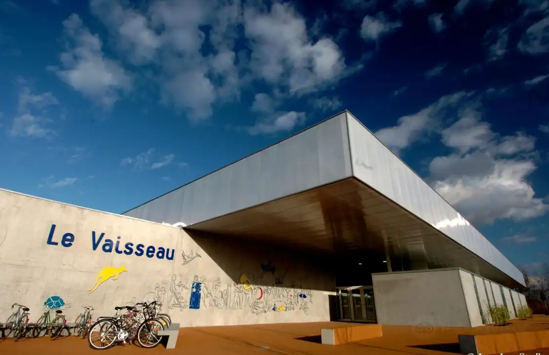 Le Vaisseau 주변 호텔