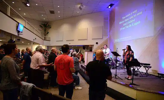 Hotels near Calvary Chapel