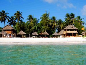 Makuti Beach Bungalows