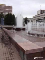 Fountain on Sovetskoi Armii Squer