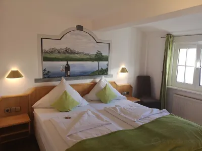 Hotel DreiKönig & Restaurant SeeGourmet Các khách sạn ở Hagnau am Bodensee