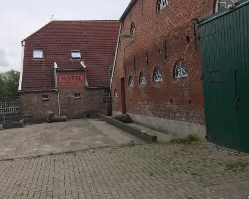 Gulfhof Hotels in Emden