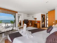 Beluga Boutique Hotel Hotels near Buffalo Fighting