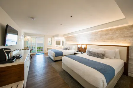 SeaCrest Oceanfront Hotel