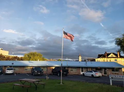 大橋街酒店 貝克酒店