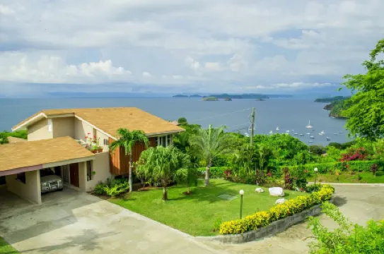 Bahia Pez Vela Resort