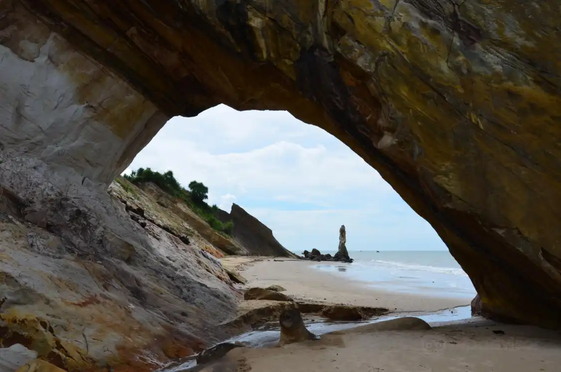 Hotels near Tusan Cliff Beach