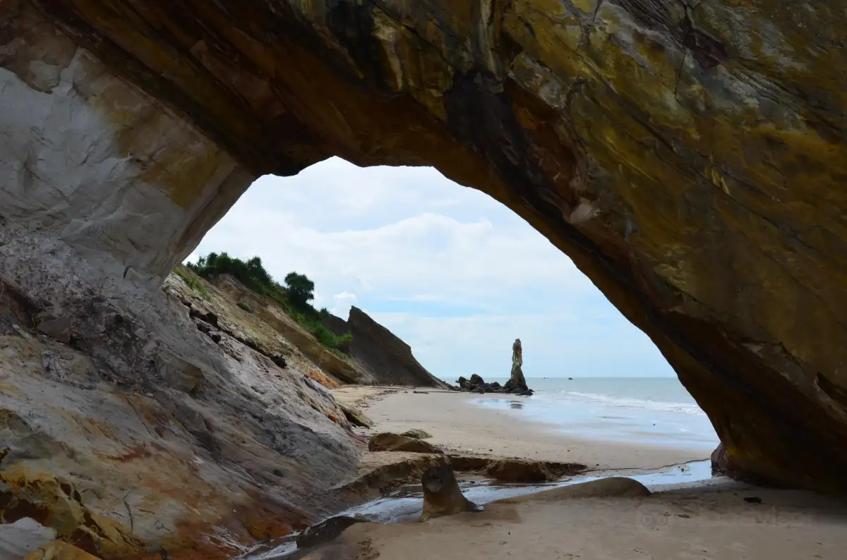 Tusan Cliff Beach