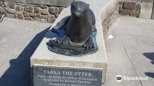 Tarka Otter Statue