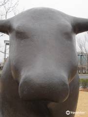 Reclining Bulls Statue
