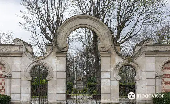 Pet Cemetery (Cimetiere des Chiens)