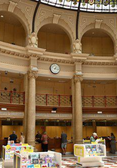 BAIWEICHAUN RESTAURANT·Pavilion Court · Friendship Court