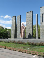 Alexander Myasnikyan Statue