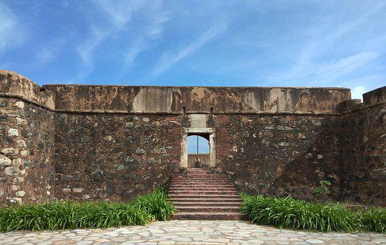 Santa Rosa de la Eminencia castle