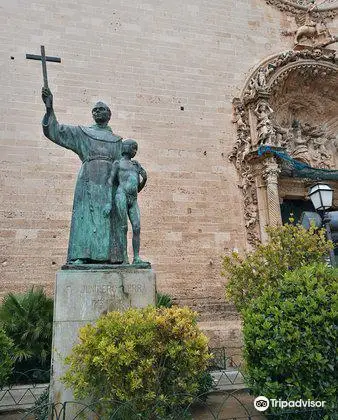 Monumento a Fray Junipero Serra