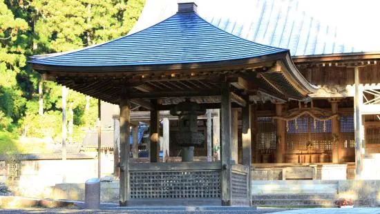 長瀧白山神社
