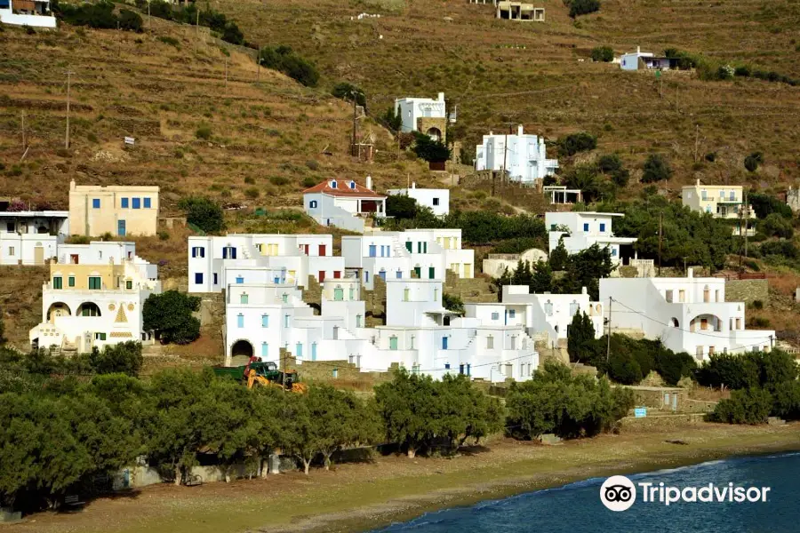 Agios Romanos Beach