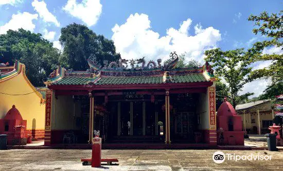 Banyan Tree Temple