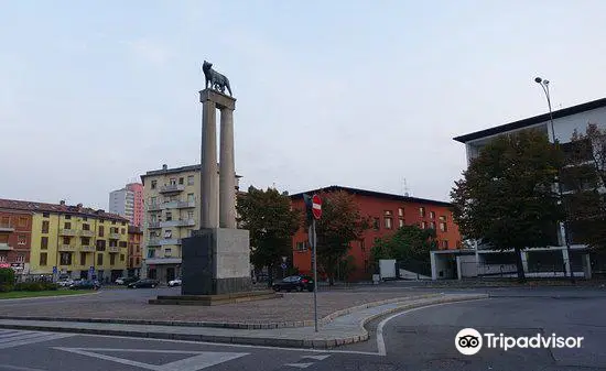 Romulus Remus Statue