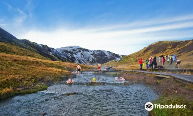Geothermal Hot Spring Experiences in Iceland