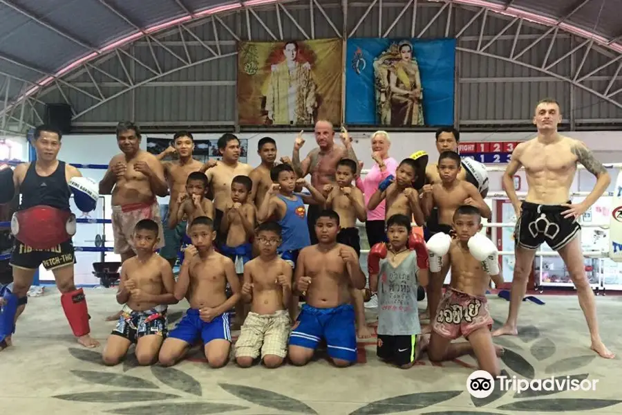 Cong Carter Muay Thai