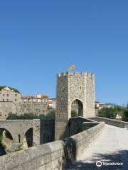 Puente de Besalú