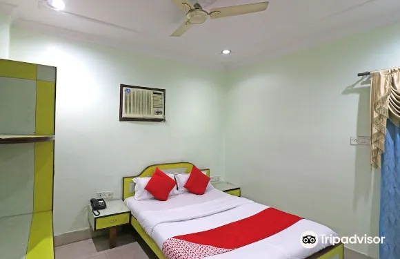 OYO27950普利巖卡國際酒店