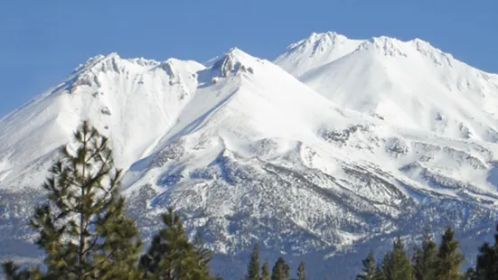 シャスタ山