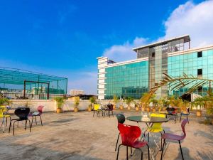 Hotel Apex International