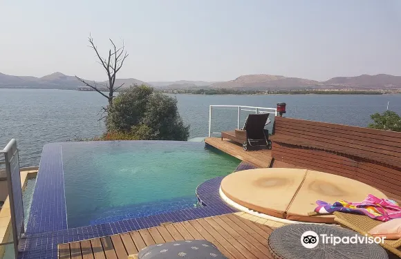 科斯莫斯莊園旅館