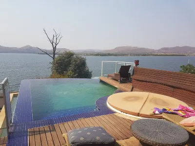 Kosmos Manor Hotel in zona Lion & Safari Park