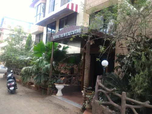 Mount View Executive Hotels in Kaswand