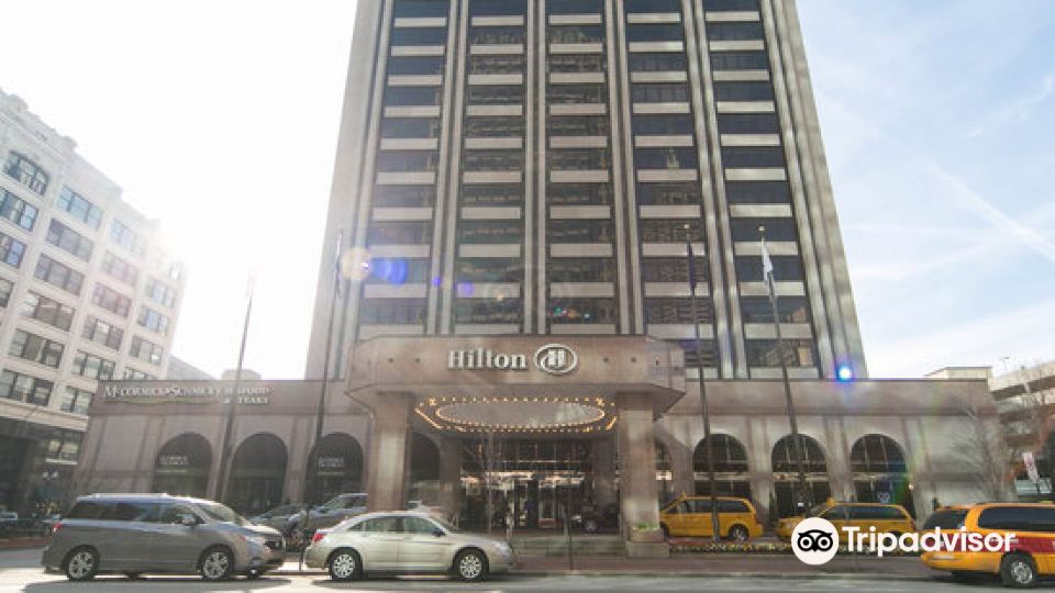 Hilton Indianapolis Hotel & Suites