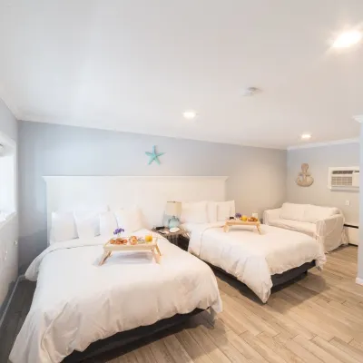 Hamlet Inn Hotels near Enramada Restaurant