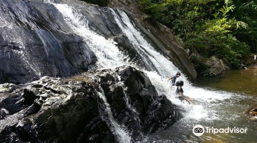 Wat Namtok Tone Nga Chang