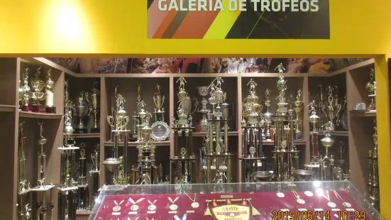 Museo de los Equipos del Astillero: Barcelona y Emelec