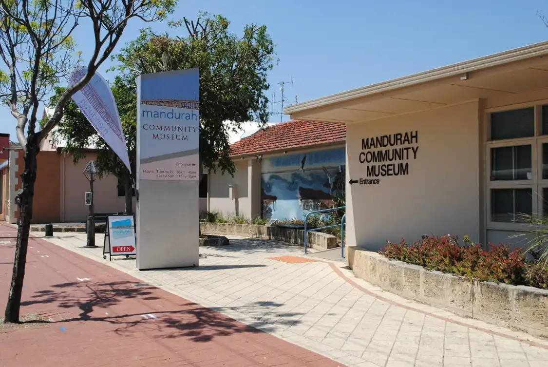 Hotel in zona Mandurah Community Museum
