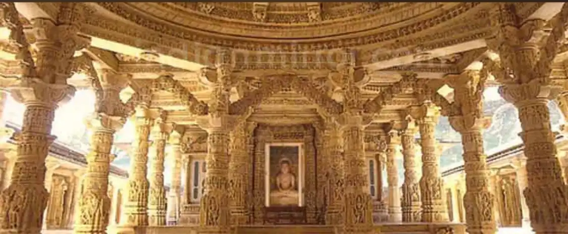 Hotels near Delwada Temple