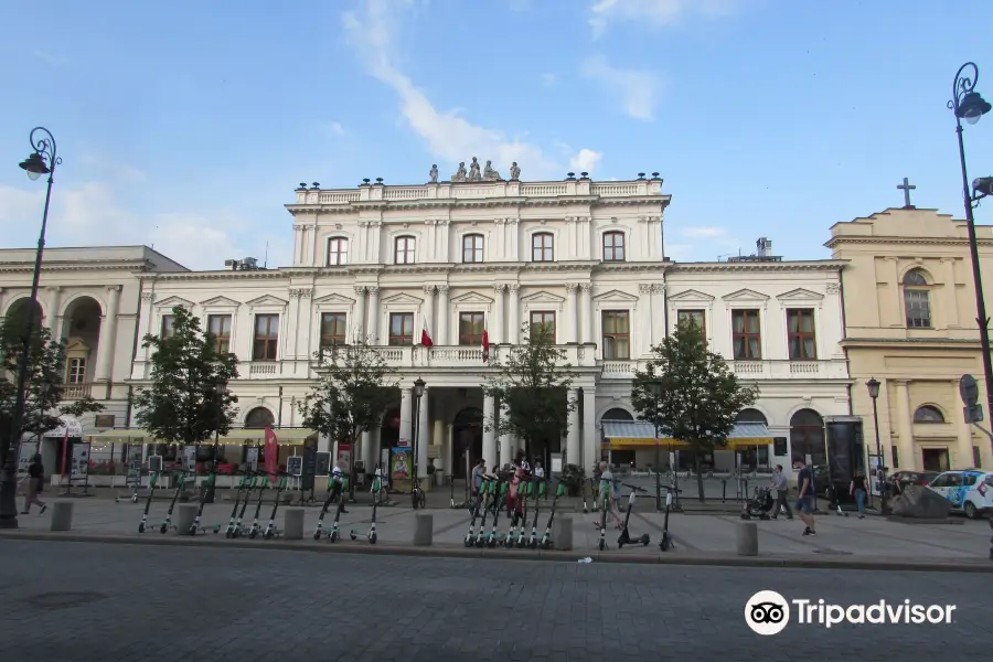 Kazanowski Palace (Palac Kazanowskich)