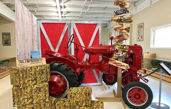 Canadian Tractor Museum