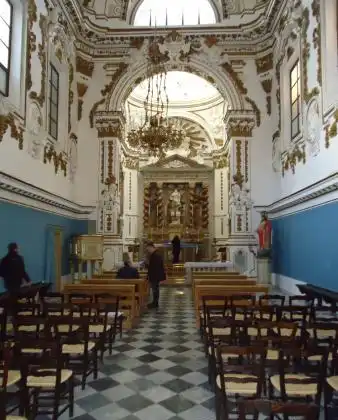 Hotel in zona Oratorio dell'Immacolatella