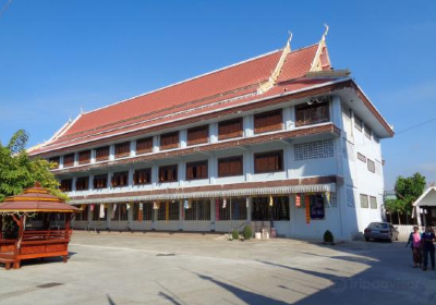 Wat Chumpol Khiri