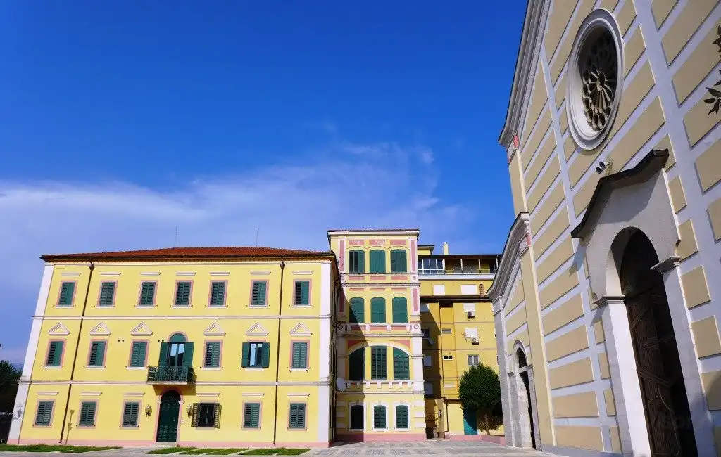 Hotels near St Stephen's Catholic Cathedral  (Shkoder Cathedral)