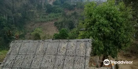 Mae Lana Cave