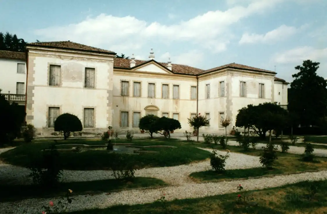 Hotel in zona Villa Correr Pisani