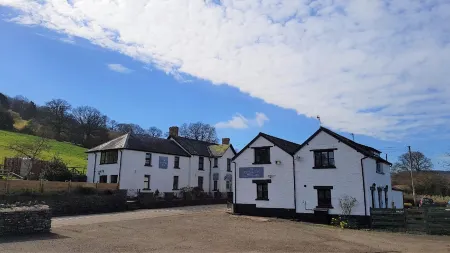 The Kestrel B&B Отели в г. Лланфиейнджел Кумду вит Булч энд Катедин