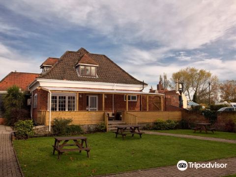 The Swan Motel, Gillingham